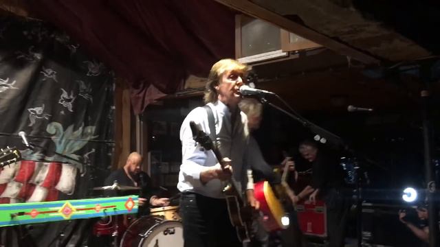 "Ob-La-Di, Ob-La-Da" Another Paul McCartney clip from the Secret CONCERT!!!! смотреть онлайн
