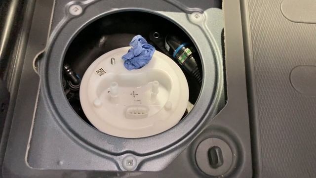 Simple install of a fuel line for a diesel heater/Truma | Relays, Ducatos, Boxers | Van Conversions смотреть онлайн