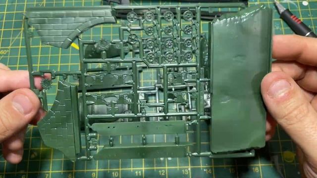 It's a MATCHBOX 1974 Kit Reboxed.. Revell FIRST DIORAMA Firefly Review смотреть онлайн