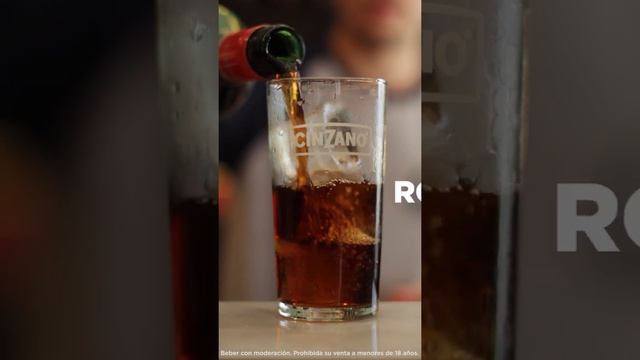 70% Cinzano Rosso 30% Gaseosa De Pomelo