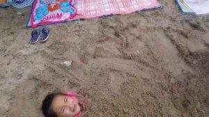 Закапали в песок