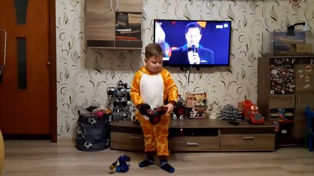 Супер костюм Жирафа смотреть онлайн