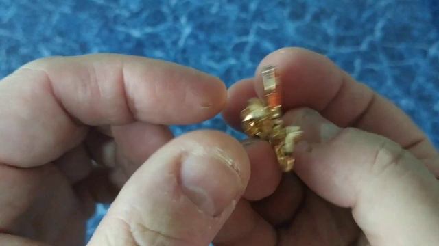 Unboxing:Female Uterus Pearl Crystal Metal Brooch Care Female Health Badge Jewelry Pin Doctor Nurse смотреть онлайн
