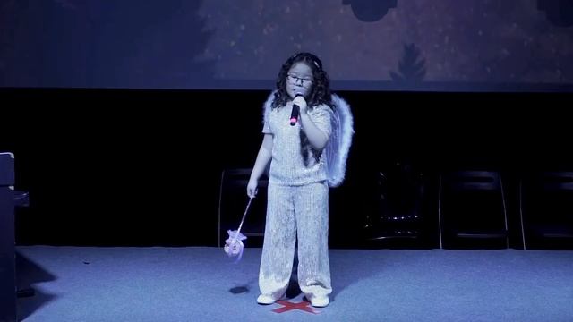 Адина Отарова - Silent night ( рождественская песня) смотреть онлайн