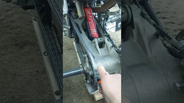 смазка цепи в квадроцикле смотреть онлайн