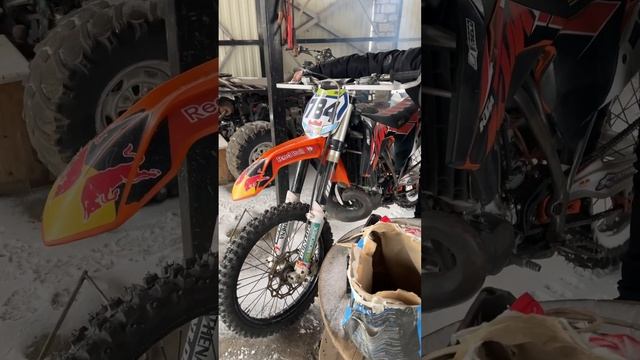 Разбудили зверя #enduro #motocrossbike #sheck #гонки #егорик #2т смотреть онлайн