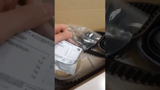 Комплект ремня ГРМ Gates K035550XS смотреть онлайн