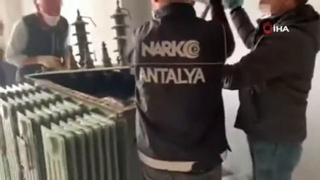 Esrar zulası elektrik trafosuna zulalanmış! смотреть онлайн