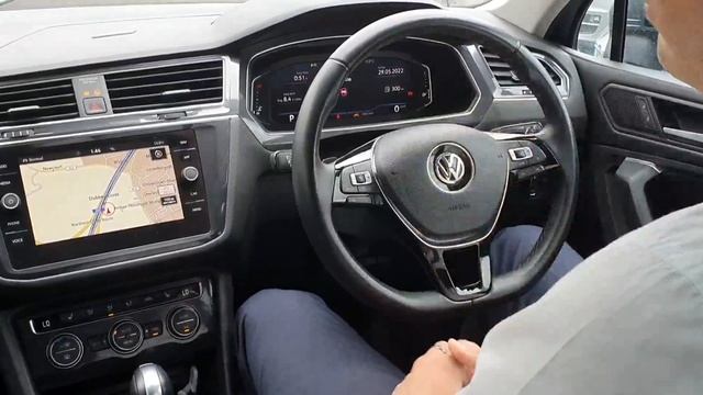 201D17835 - 2020 Volkswagen Tiguan Allspace ALLSPACE R-LINE 2.0TDI 150HP AU... смотреть онлайн