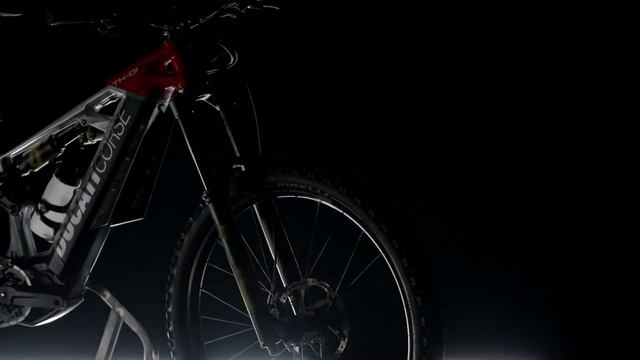 Ducati World Première Episode 3 | SuperSport, e-MTB, Panigale (ENG) смотреть онлайн