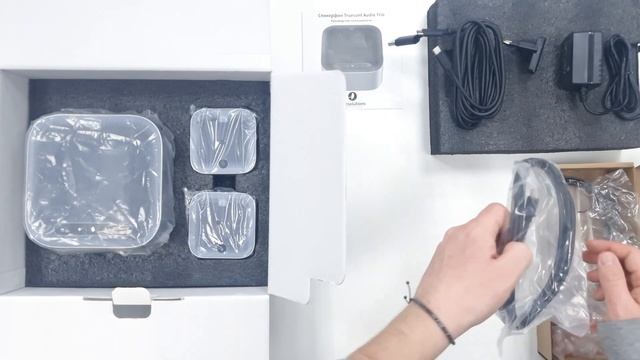 TrueConf Audio Trio: Распаковка спикерфона для видеоконференций и переговорных комнат смотреть онлайн