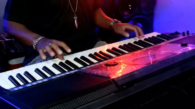 MUSIK CANTIK TERTATA RAPI BASS SUPER BIKIN JANTUNGAN смотреть онлайн