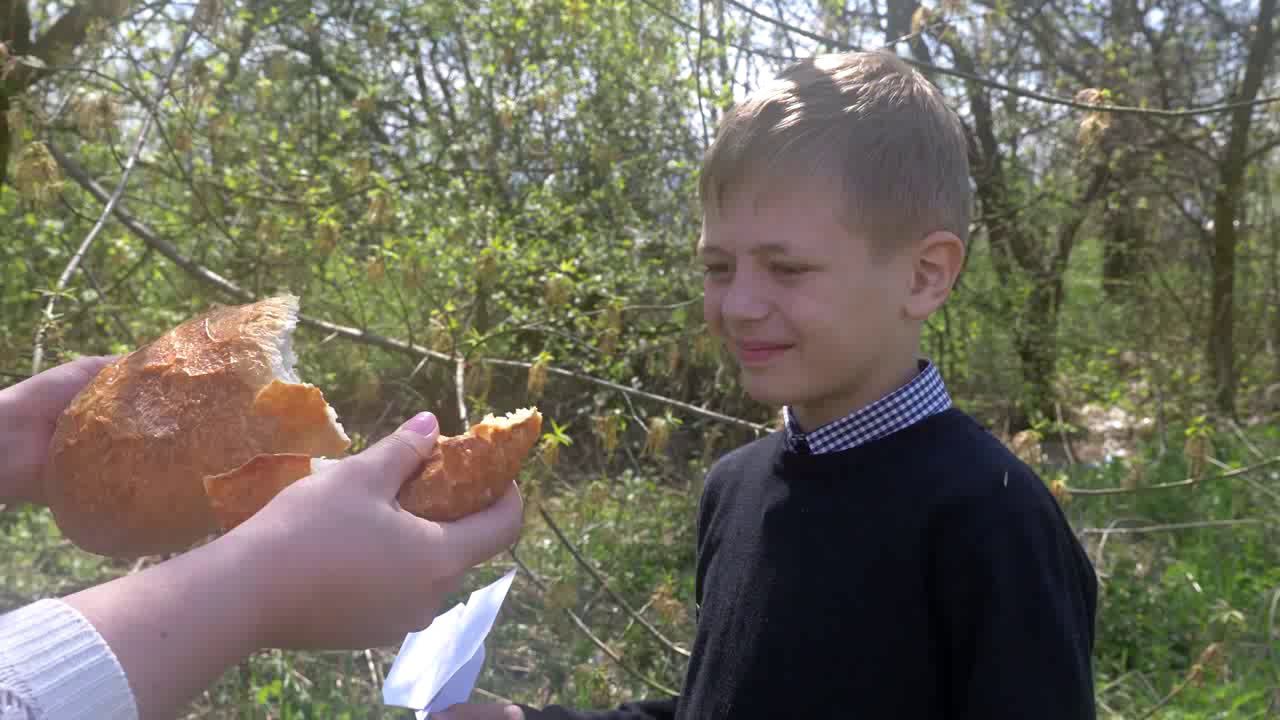 Алексей Остаев - первый герой смотреть онлайн