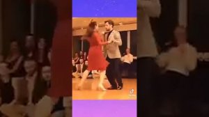 Грусти кленовая листва