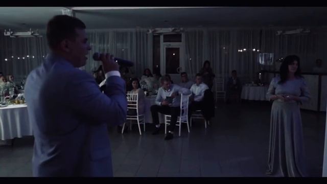 Жених поёт песню на свадьбе маме смотреть онлайн