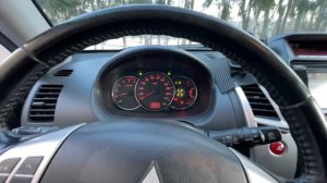 Mitsubishi Pajero Sport 2013 - 2.5 Дизель