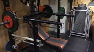 Качалка в гараже (mu  Garage Gym  500 dollar)