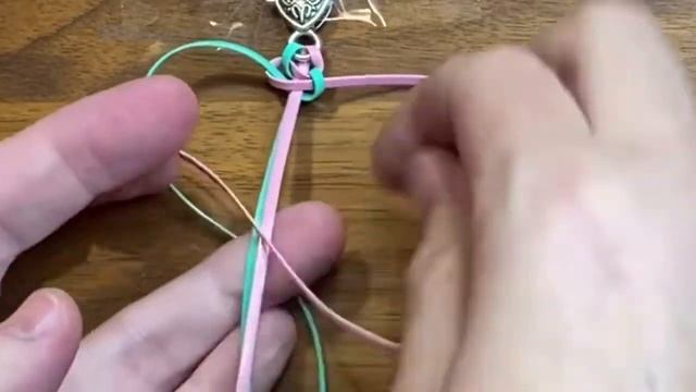Scoubi Club - Lucky Charms Bracelet Tutorial