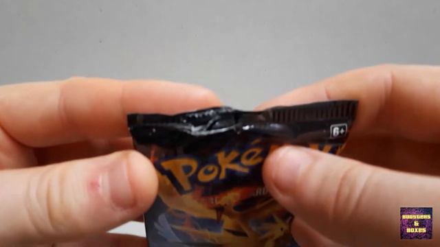 24 Hidden Fates Packs (2x Elite Trainer Box & Gyarados GX Tin) смотреть онлайн