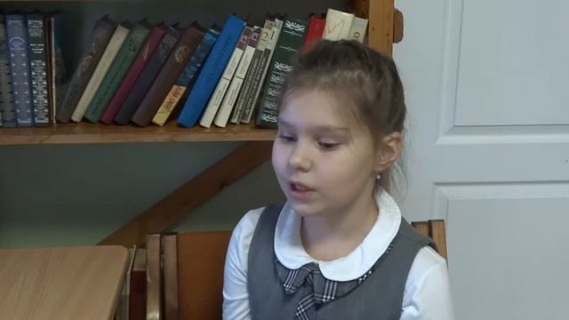 Страна читающая — Арианна Головина читает произведение «Душа молчит. В холодном небе» А. А. Блока смотреть онлайн