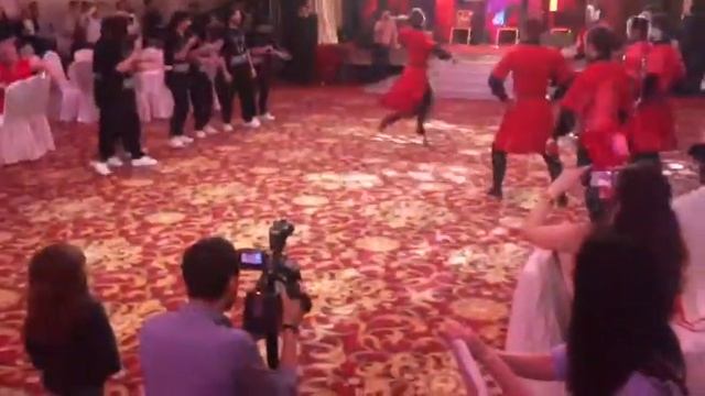 Кавказские танцы в Москве смотреть онлайн