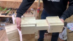 «Тёплый угол» или профилированный брус в чашу?