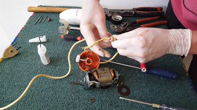 Cómo reparar vieja minipimer (batidora) смотреть онлайн