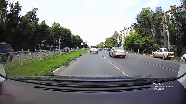 Двухкамерный видеорегистратор Neoline Wide S49 Dual - дневная съёмка, основная камера смотреть онлайн