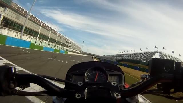 KTM 690 Duke Cup Vs GSR 600
