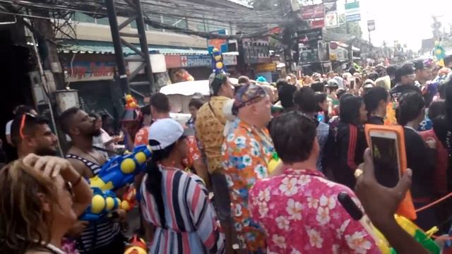 Фестиваль Сонгкран - новый год в Таиланде на Пхукете. смотреть онлайн