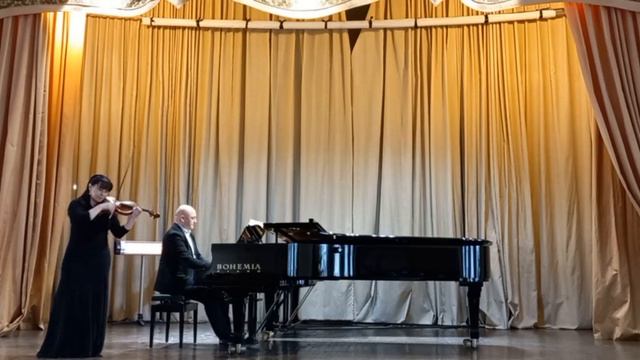 Євгенія Куланова и Дмитро Куцов В'єтан Сувенір смотреть онлайн