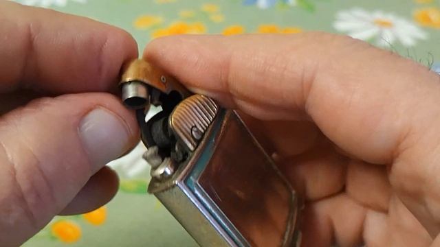 Very old vintage EVANS CLIPPER petrol pocket lighter Старая бензиновая зажигалка смотреть онлайн