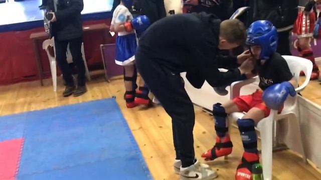 ЧДО Мариуполь 05.02.22. WAKO Сергиенко М.(синий)-Пожидаев К.(красный) 1/4 финала кик лайт смотреть онлайн