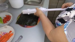 Суши дома. Простой рецепт, как приготовить суши (роллы) с помощью суши-поршня