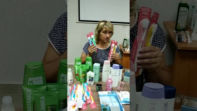 Силиконовые зубные щетки Фаберлик! смотреть онлайн