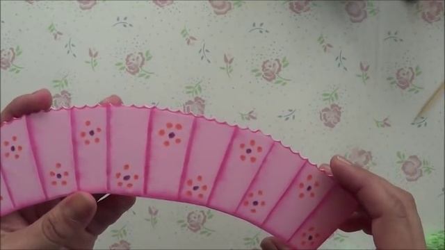 CUPCAKES O PANQUECITOS HECHOS CON TOALLITAS FACIALES Y FOAMY .- CUPCAKES MADE WITH WASHCLOTHS . смотреть онлайн