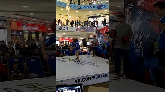 Трц-Рио, чемпионат по футбольному фристайлу смотреть онлайн