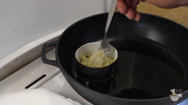 Хрустящие картофельные драники по авторскому рецепту. Очень вкусно.