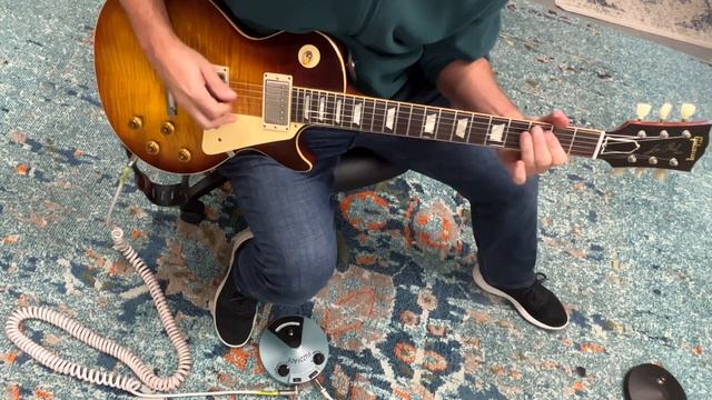 Hendrix with Gibson R9 into Carr Telstar using a dunlop fuzzface смотреть онлайн