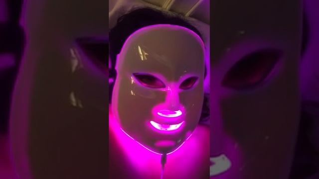 LED Anti-Aging Light Therapy Mask смотреть онлайн