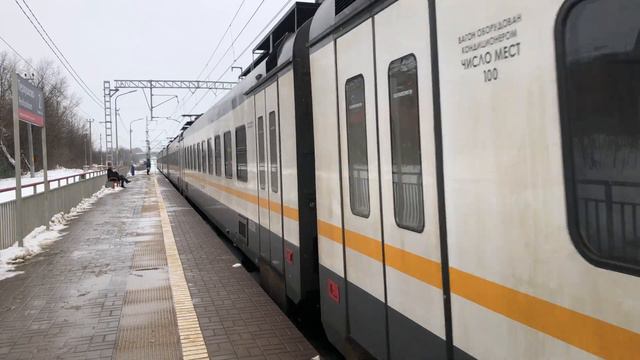 ЭП2Д-0137 ЦППК Перекраска Наше Подмосковье На станции Перхушково