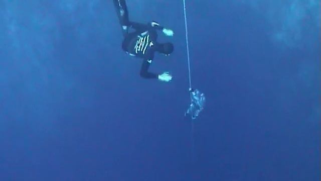 German National Freedive Record -70m of Andreas Güldner смотреть онлайн