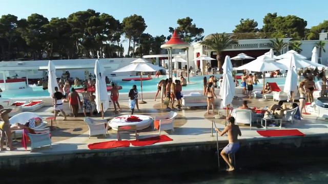 En Vogue Beach Club by Drone // Parrot Anafi // Croatia смотреть онлайн