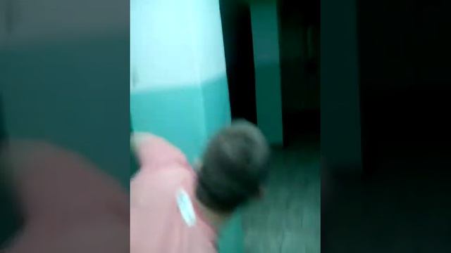 пацан играет в WoT, ему не прет да и еще и подкалывают! смотреть онлайн