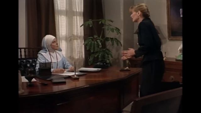 Simplemente María (1989): Lorena persigue a María y roba a Luli смотреть онлайн