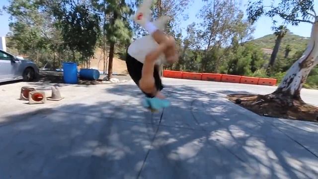 Game of F.L.I.P. or STRIP vs Drew Dirksen смотреть онлайн