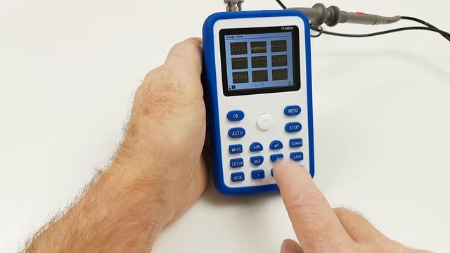 Oscyloskop kieszonkowy FNIRSI-1C15, mały ale dużo może 110MHz смотреть онлайн