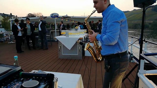 C Block - So Strung Out Ibiza Deep Sommer Remix 2015 Feat Rafal Michna смотреть онлайн