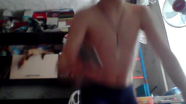 Шок поменял цвет волос в серый цвет. смотреть онлайн