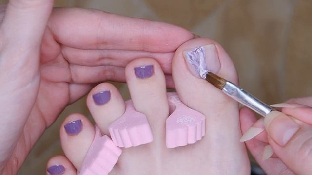 Педикюр обычным лаком//Натуральные текстуры, разводы на ногтях смотреть онлайн